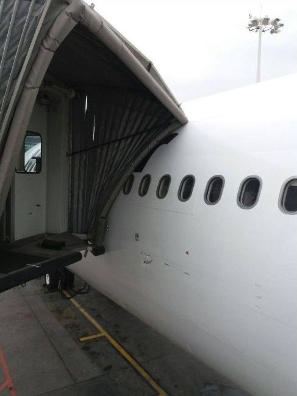 İran U&ccedil;ağı Esenboğa&rsquo;da K&ouml;r&uuml;ğe &Ccedil;arptı