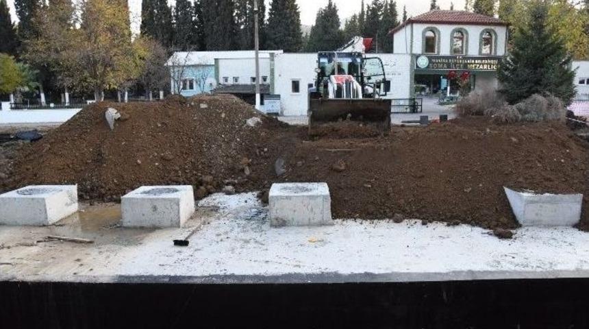 Soma Maden Şehitliği&rsquo;ne Yeni Foseptik