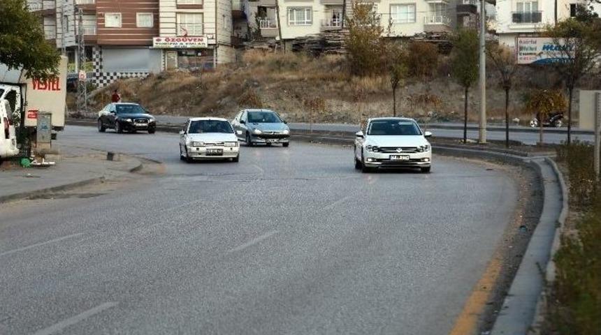 Trafik Kazaları Vatandaşa &ldquo;&ouml;l&uuml;m Virajı&rdquo; Dedirtti