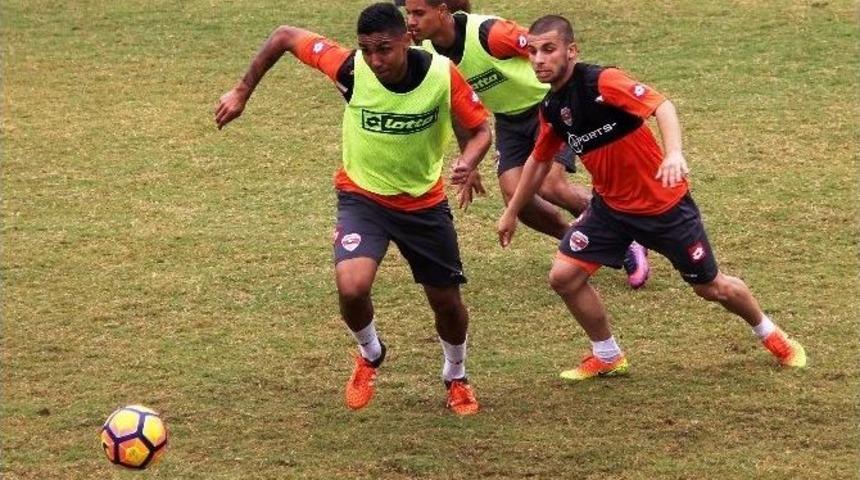 Adanaspor&rsquo;da Beşiktaş Ma&ccedil;ı Hazırlıkları S&uuml;r&uuml;yor