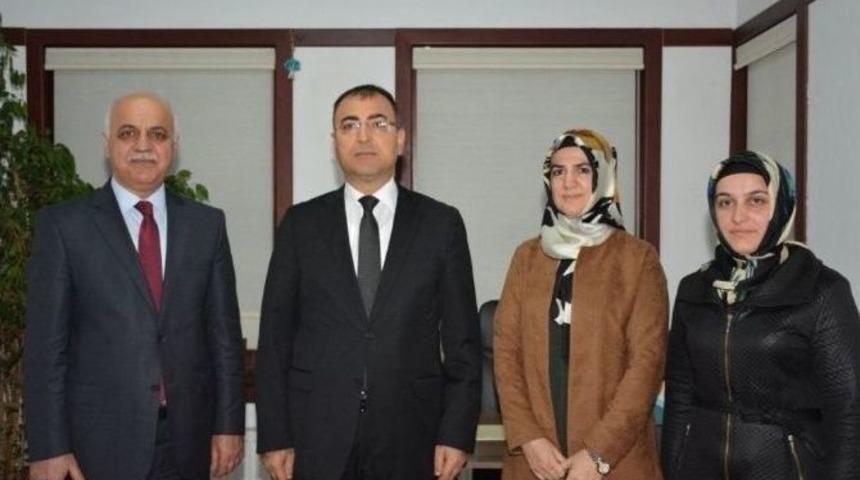 Vali Toprak Diyanet K&uuml;lt&uuml;r Merkezinde İncelemelerde Bulundu