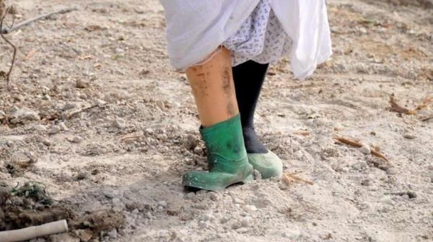 Şırnaklılar Enkaz Arasında Eşyalarını Arıyor