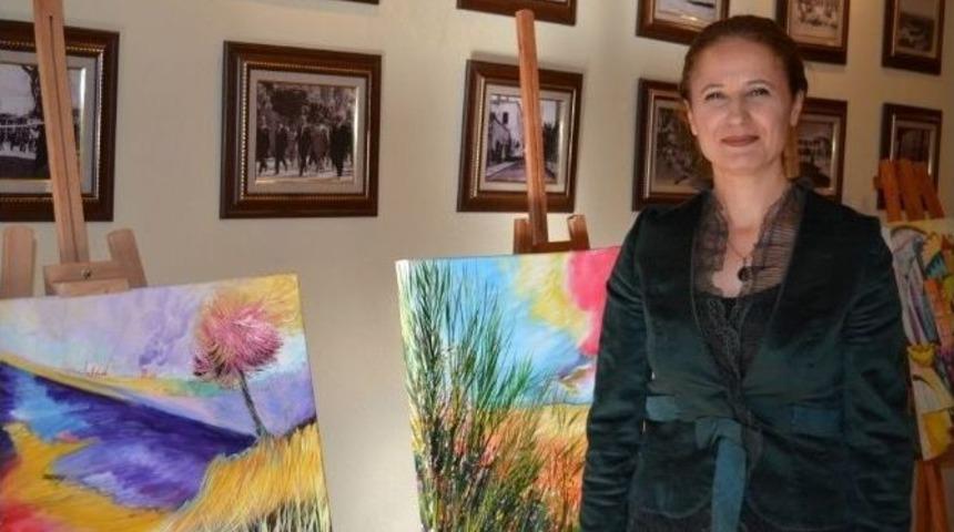 Topaloğlu&rsquo;nun Eserleri B&uuml;y&uuml;ledi.