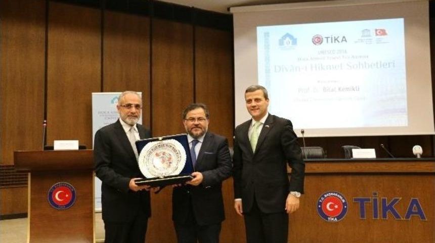 Divan-ı Hikmet Sohbetleri&rsquo;nin 7&rsquo;incisi D&uuml;zenlendi