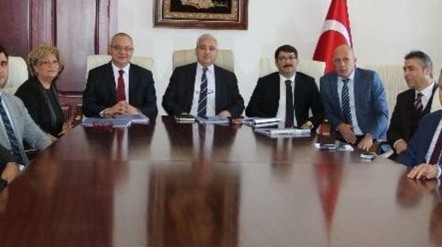 Manisa &Ccedil;ifte Bayrama Hazırlanıyor