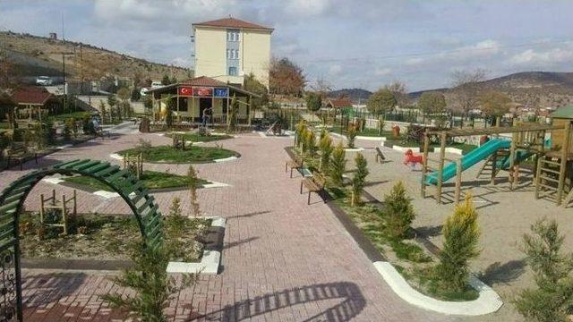 Hocalar İlçesinde 15 Temmuz Gençlik Parkı Açıldı