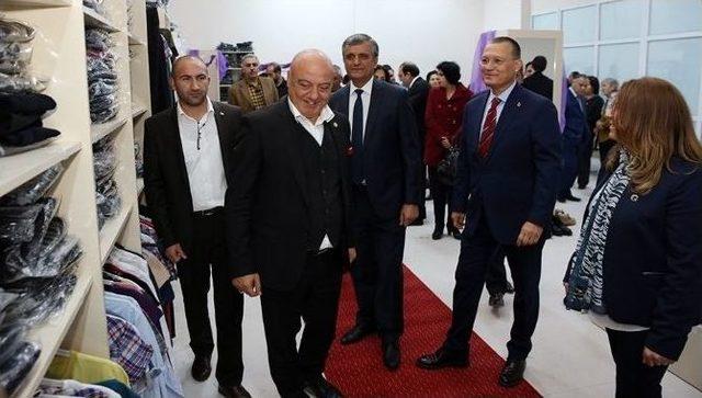 Türk Kızılay’ı Yenisey Butik Açıldı