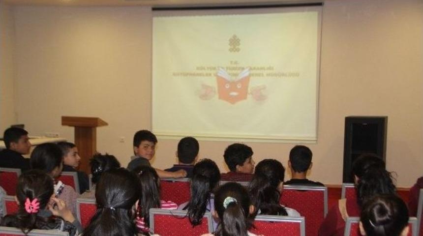 Halk K&uuml;t&uuml;phanesinde &Ccedil;ocuklara Seminer