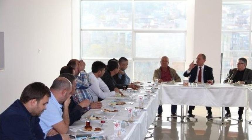 Başkan Işık, Spor Kul&uuml;pleri Ve Dernek Temsilcileriyle Bir Araya Geldi