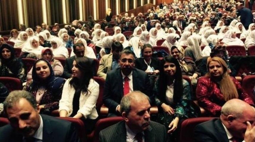 Şanlıurfalı &Ccedil;iftiler Cumhurbaşkanlığı K&uuml;lliyesinde