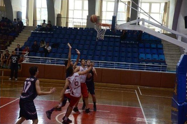 Okullar Arası Basketbol Müsabakaları Başladı