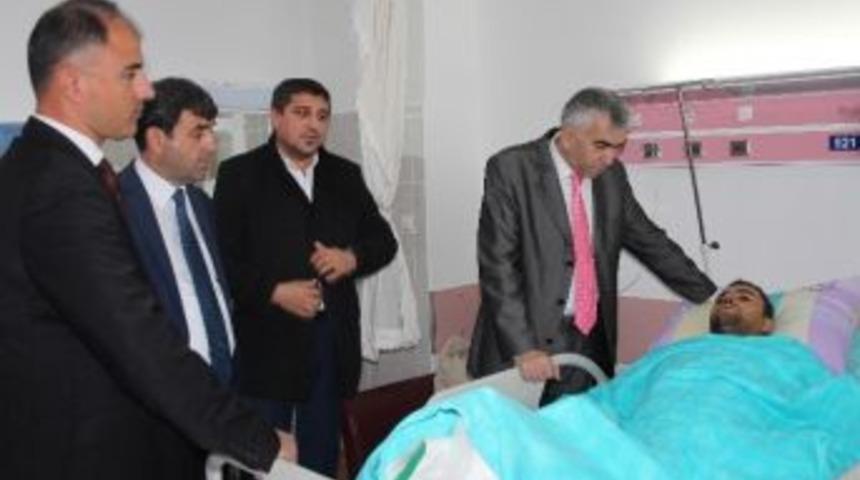 İş Kazası Ge&ccedil;iren Madenci "ge&ccedil;miş Olsun" Ziyareti