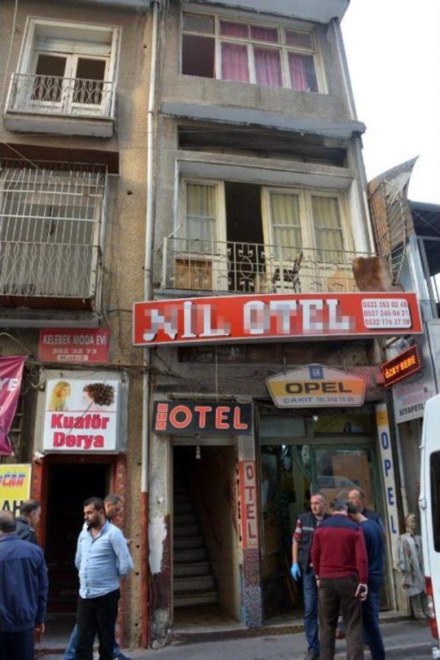 Eşiyle Konuşurken &Ouml;ld&uuml; 2