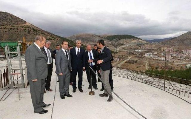 Vali Işık&rsquo;tan &Ccedil;evre Yolu İnşaatında İnceleme 3