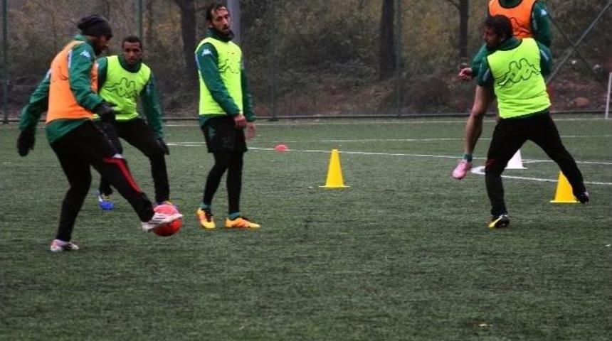 Giresunspor&rsquo; Adana Demirspor&rsquo;a Bileniyor