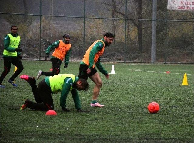 Giresunspor’ Adana Demirspor’a Bileniyor