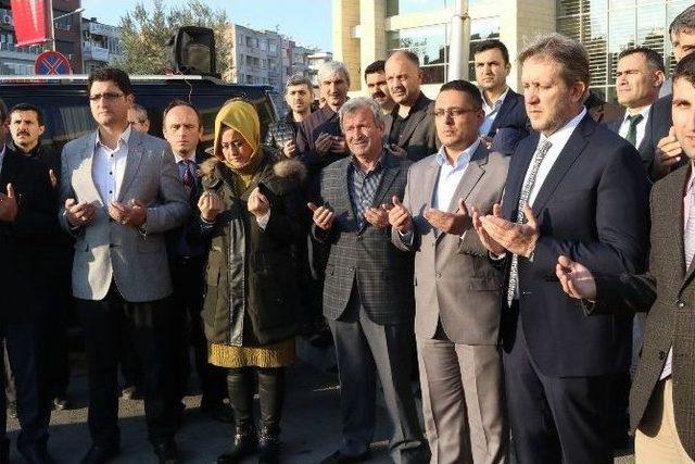 Akhisar&rsquo;dan Suriye&rsquo;ye 50 Ton Un Yardımı 1