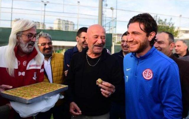 'tecavüzcü Coşkun'dan Antalyaspor'a Baklava Dopingi