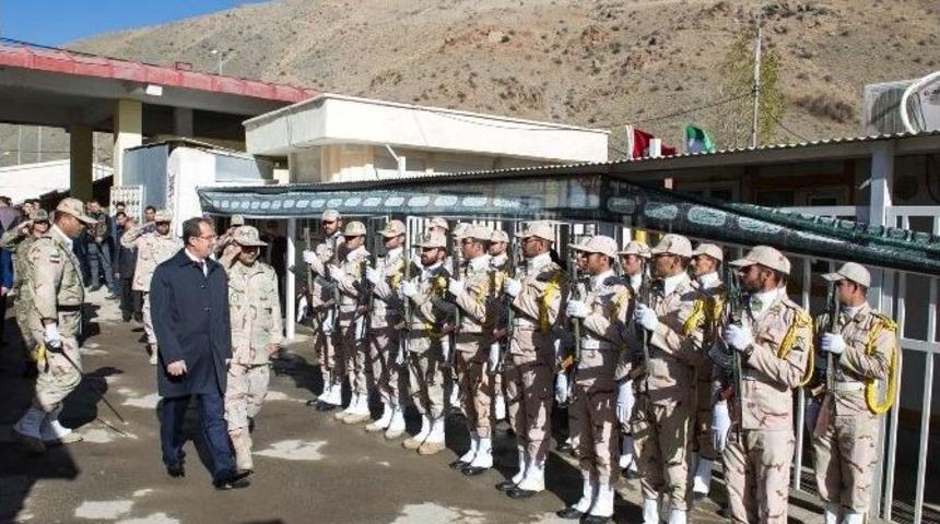 Vali Taşyapan, Hudut Komiserleri Toplantısına Katıldı