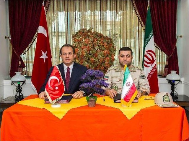 Vali Taşyapan, Hudut Komiserleri Toplantısına Katıldı 3