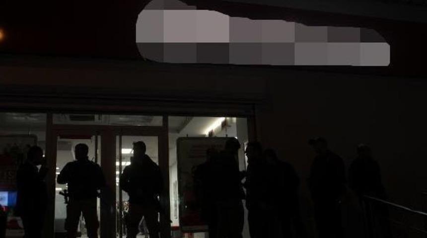 Muş'ta Bombalı Banka Soygunu