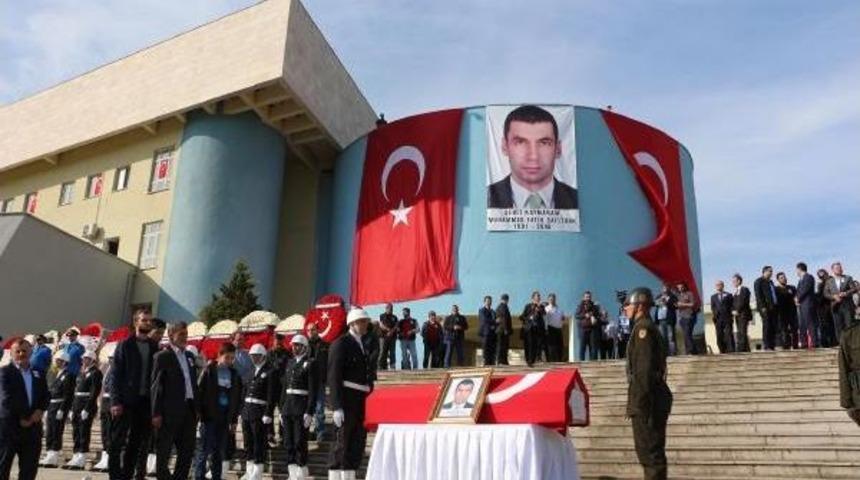 Şehit Kaymakamın Cenazesi Katıldıktan Sonra G&ouml;zaltına Alındı