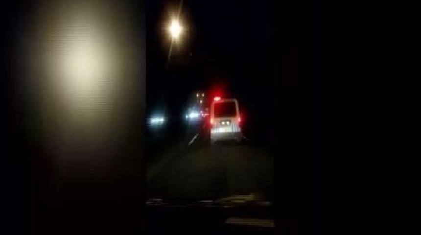 Polisten Ka&ccedil;an Hırsızlık Ş&uuml;phelileri Tem'de Kaza Yapınca Yakalandı