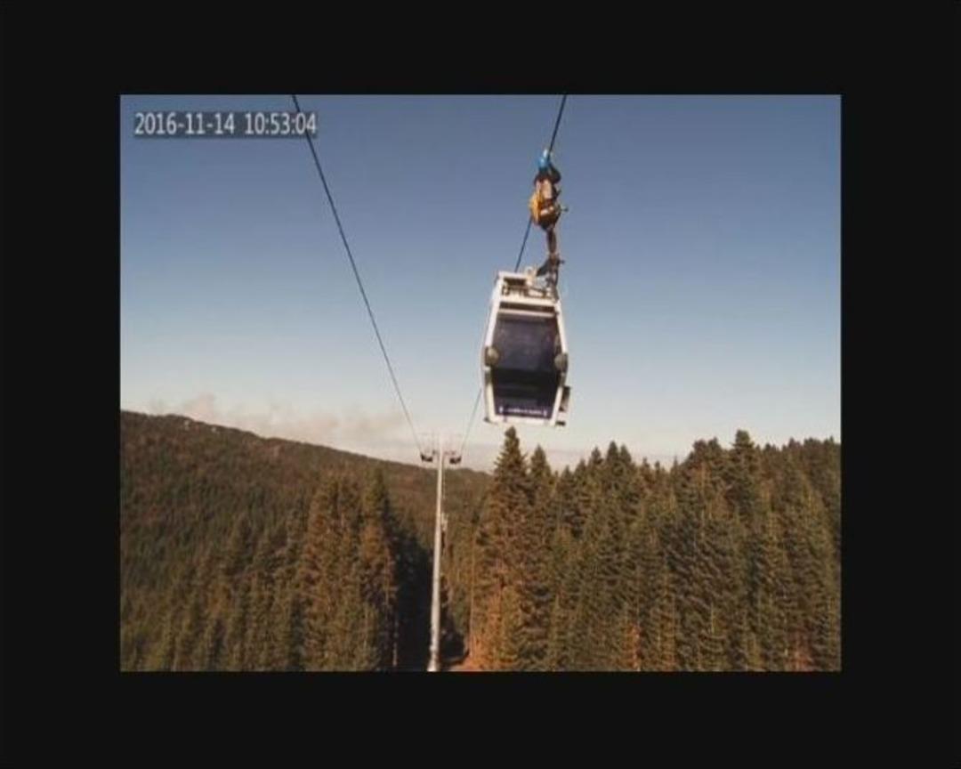 Teleferikte 45 Metre Y&uuml;kseklikte Mahsur Kalan Turist B&ouml;yle Kurtarıldı...(&ouml;zel Haber)