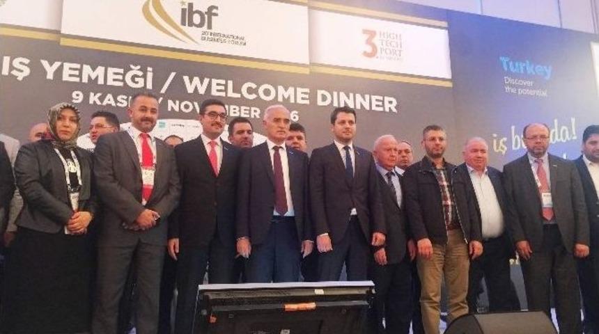 Başkan &Ouml;zt&uuml;rk M&uuml;siad Expo Fuarı&rsquo;nı Değerlendirdi