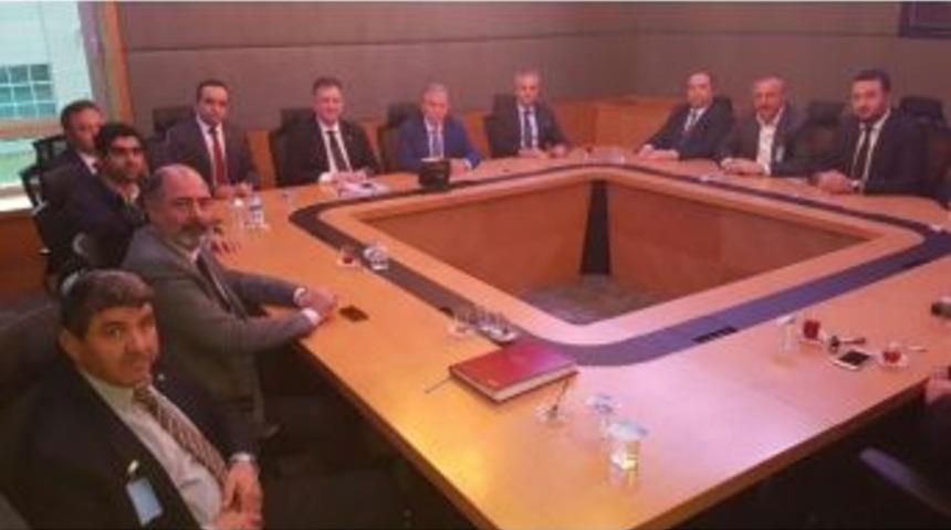 Ak Parti Karab&uuml;k İl İcra Kurulu Toplantısı Tbmm&rsquo;de Yapıldı