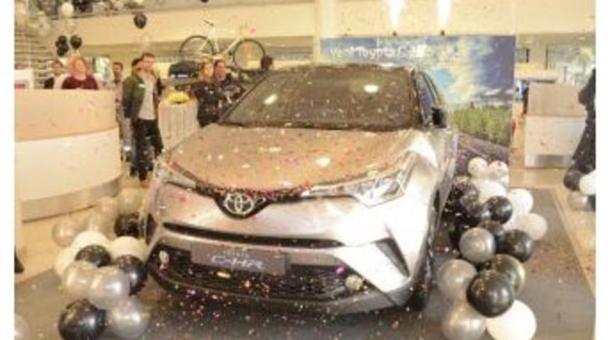 Yeni Toyota C-hr&rsquo;nin Tanıtımına İzmir&rsquo;de Yoğun İlgi