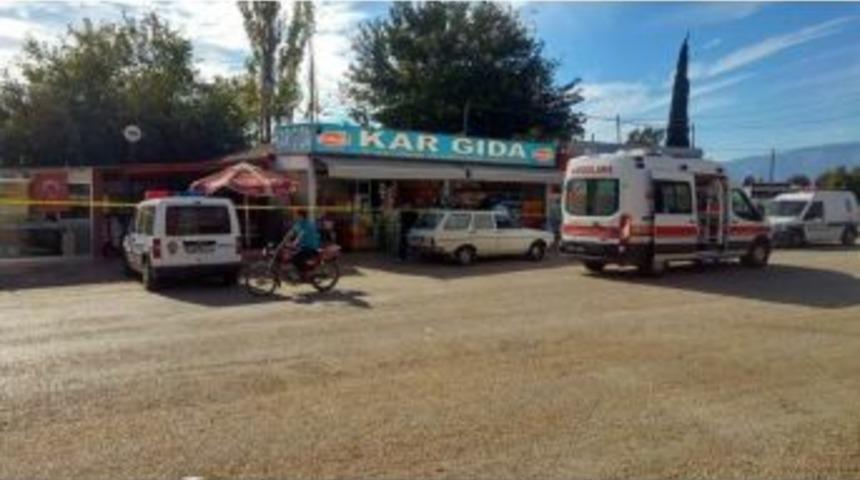 Kumluca&rsquo;daki Cinayetin Zanlısı Teslim Oldu