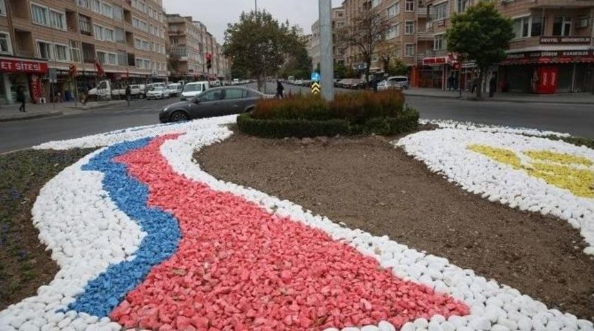 Melikgazi&rsquo;de Kavşaklar Renklendi