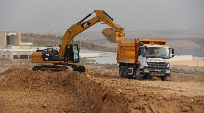 Zeynel Bey T&uuml;rbesi&rsquo;nin Taşınması İ&ccedil;in &Ccedil;alışmalar Hızlandı