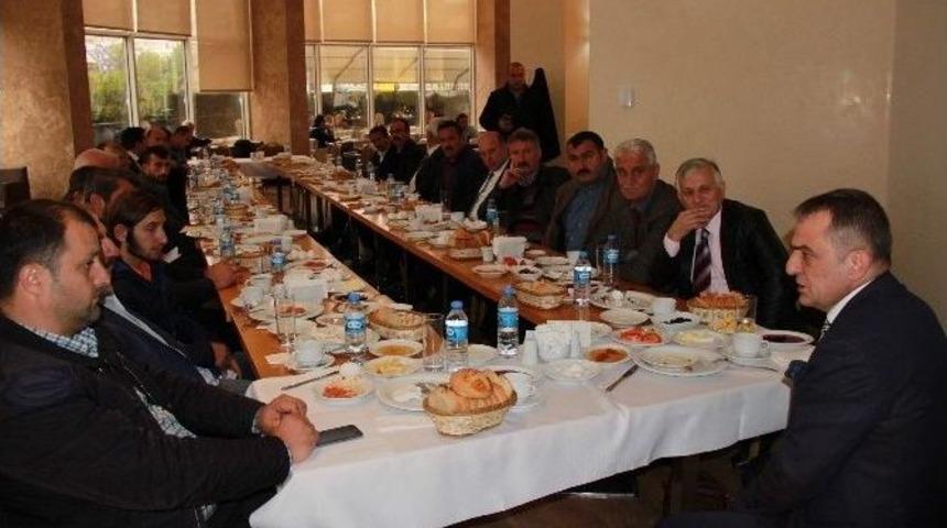 Başkan Sağıroğlu Muhtarları Dinledi