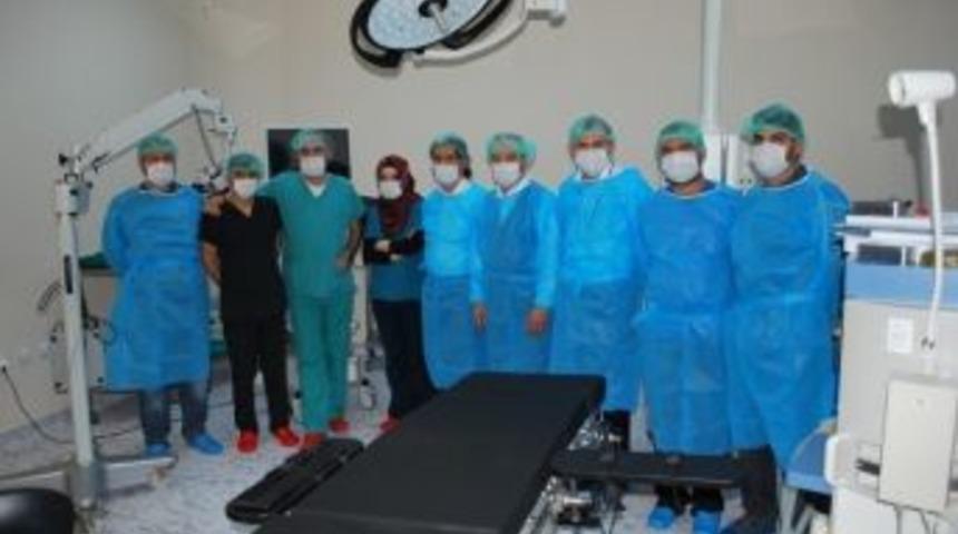 &Ouml;zalp Devlet Hastanesinde İlk Ameliyat