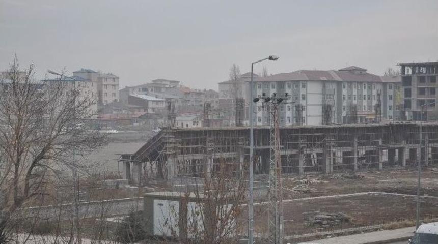 Kars Şehir Stadyumun Yapımı Yılan Hikayesine D&ouml;nd&uuml;