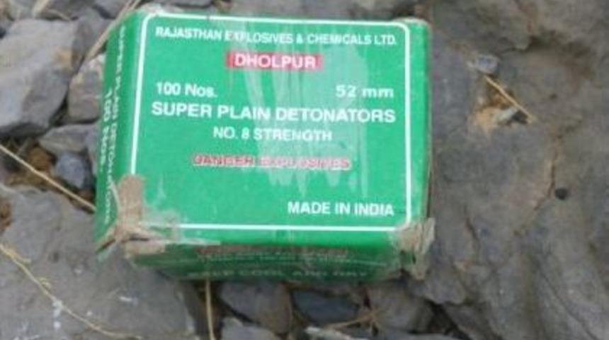 Sınırın Sıfır Noktasında Yaralı Ter&ouml;riste Ilk M&uuml;dahale Askerden