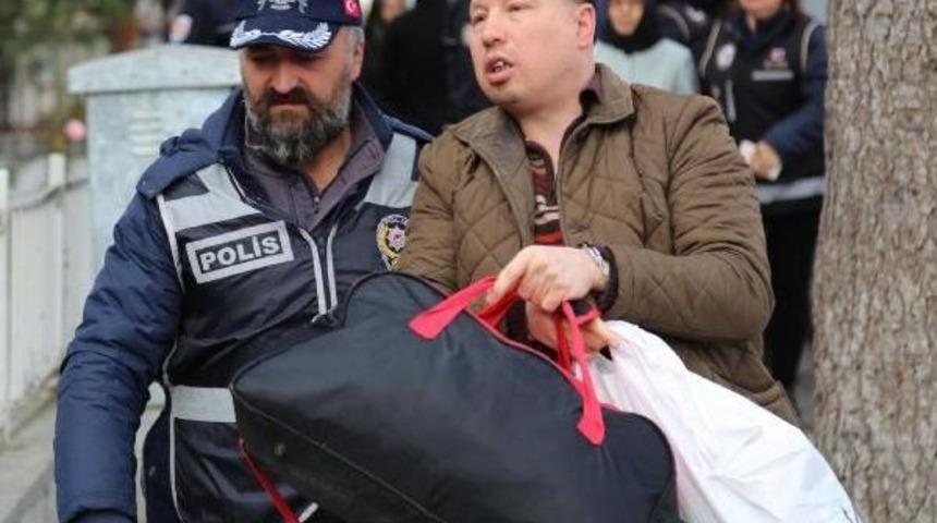 Bolu'da 15 &Ouml;ğretmen Fet&ouml;'den Adliyede