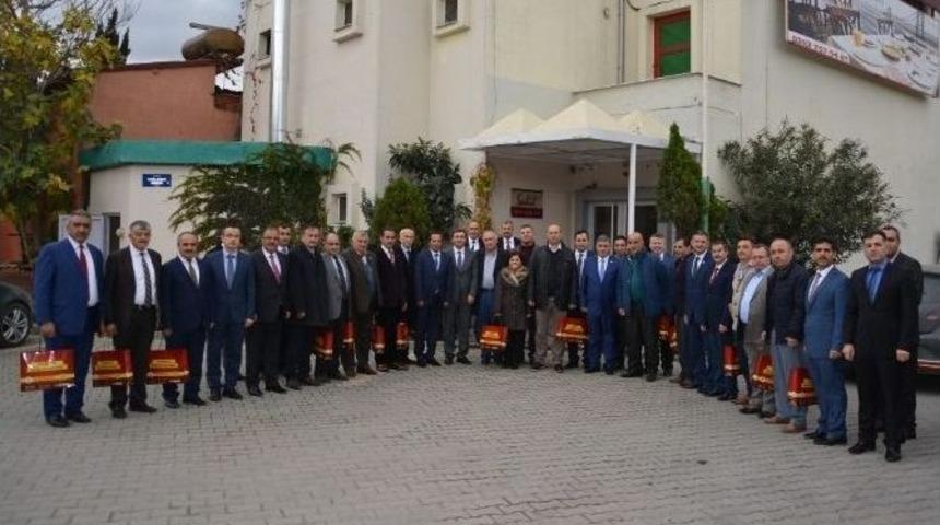 12 İl&ccedil;enin Muhtar Dernek Başkanları Dilovası&rsquo;nda Buluştu
