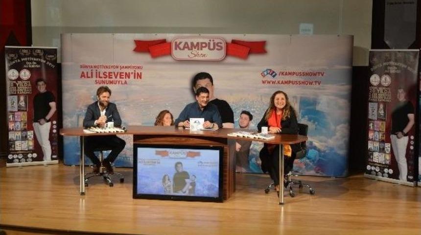 Kamp&uuml;s Show D&uuml;zce &Uuml;niversitesine Konuk Oldu