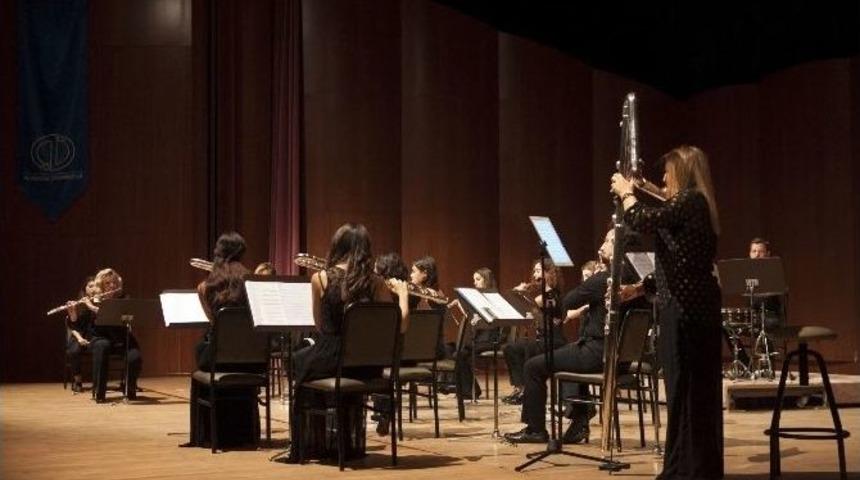 Anadolu &Uuml;niversitesi, İstanbul Fl&uuml;t Topluluğunu Ağırladı