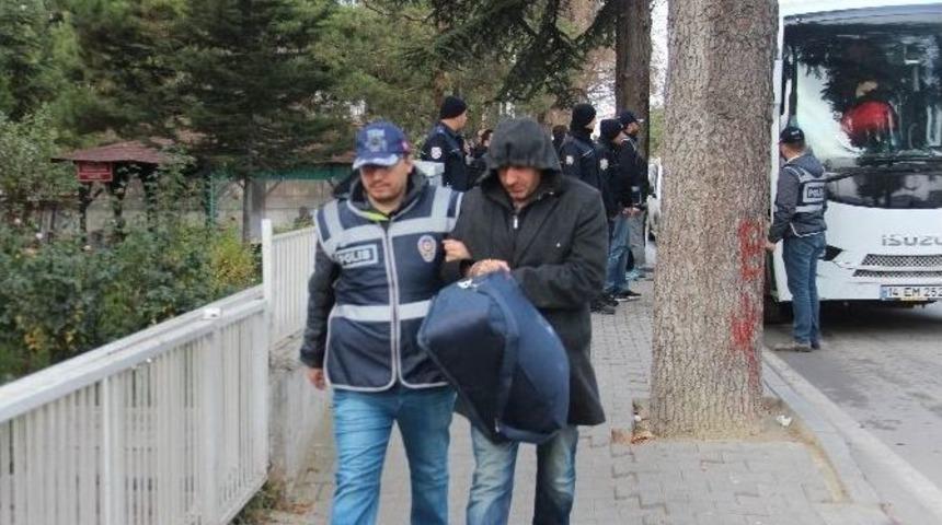 Bolu&rsquo;da Fet&ouml; Ş&uuml;phelisi 12 &Ouml;ğretmen Adliyeye Sevk Edildi
