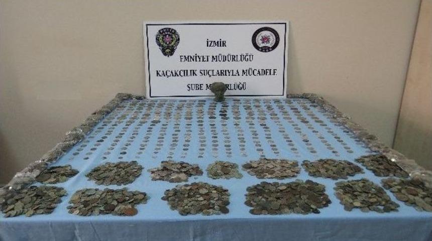İzmir&rsquo;de Tarihi Eser Operasyonu