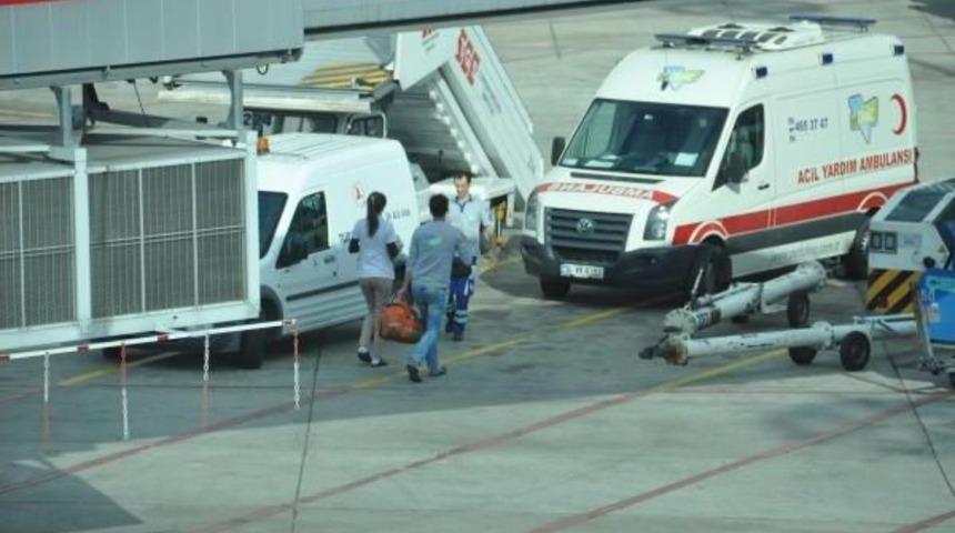Atat&uuml;rk Havalimanı'nda Hareketli Anlar