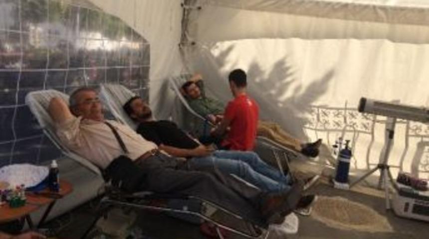 &Ouml;ğretmenlerden Kan Bağışı