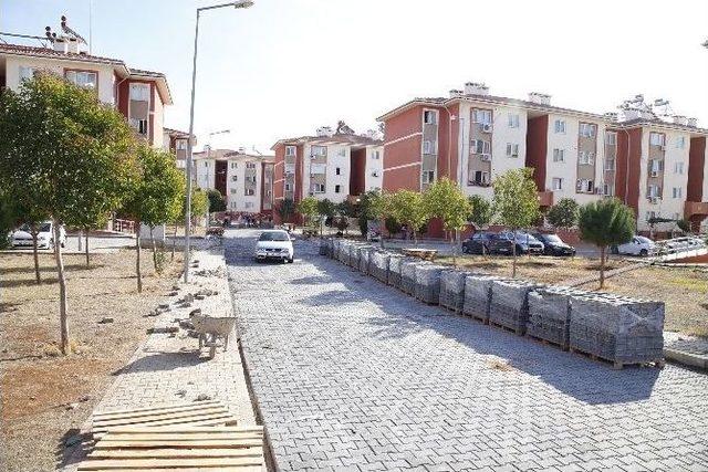 Döşemealtı Belediyesi’nden Toki’ye 2 Bin 500 Metrekare Parke Yol