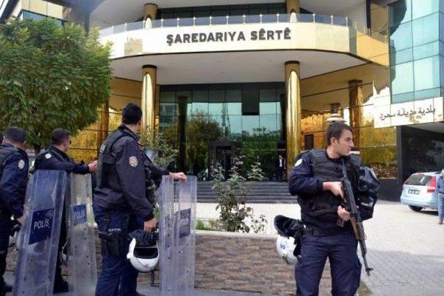 Siirt Ve Tunceli Belediyelerinde Operasyon; Başkanlar G&ouml;zaltında (5) 2