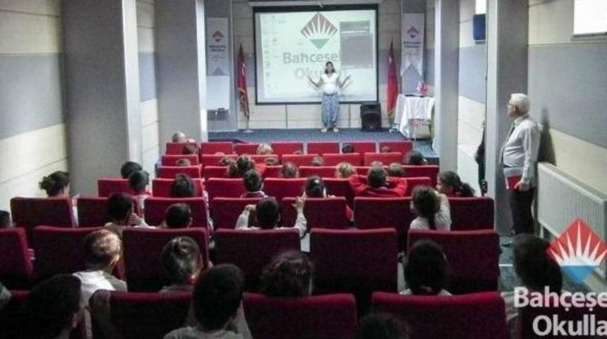 Bah&ccedil;eşehir &Ouml;ğrencileri Yenilik&ccedil;i Drama Ve Masal Anlatımını &Ouml;ğrendi