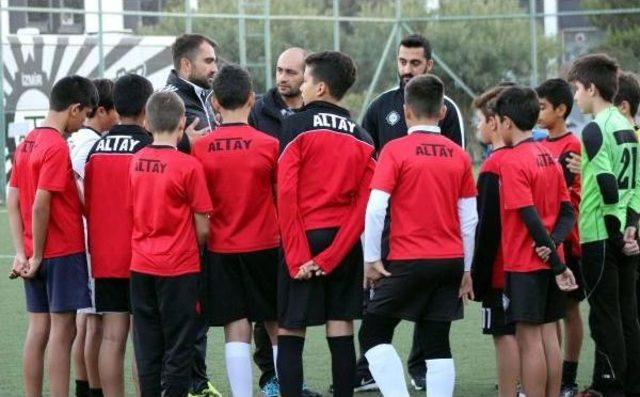 Altay'dan Rakiplerine Yakın Markaj